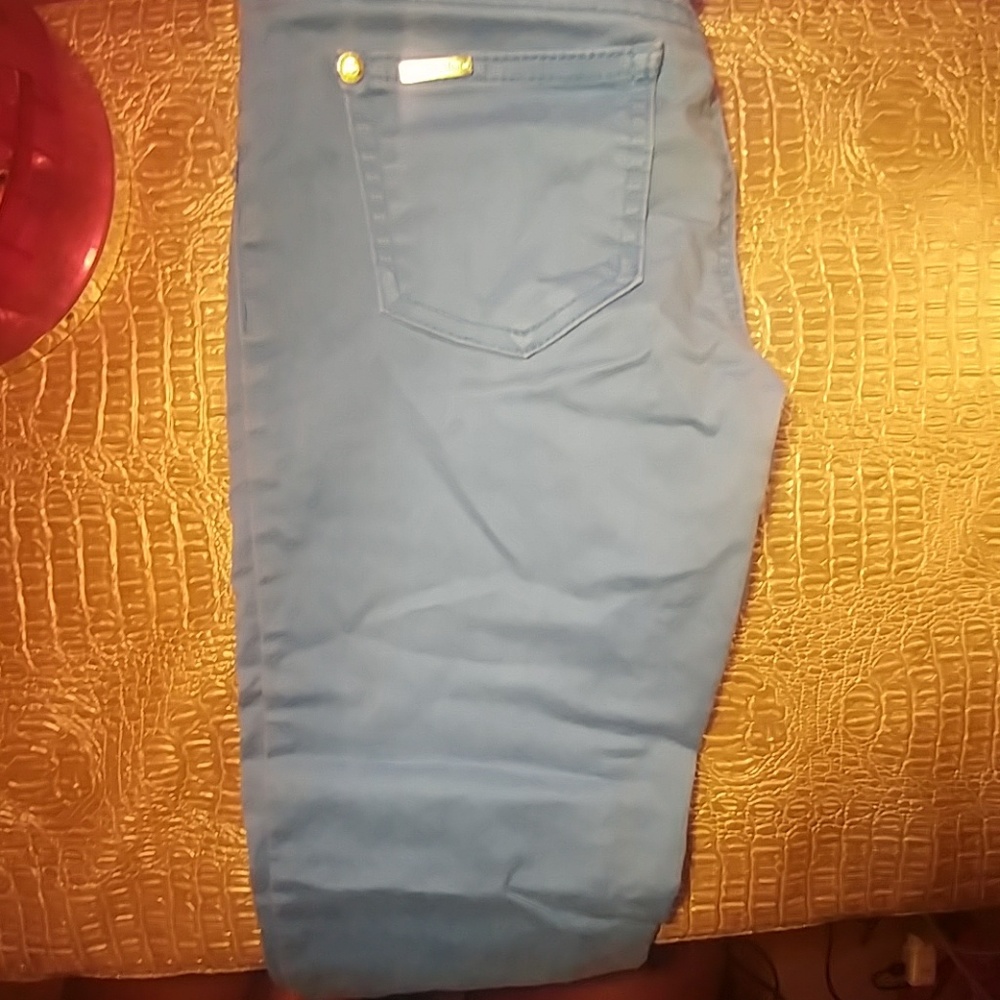 Jeans - Picture 2 of 3